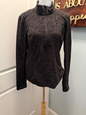 Women's Black Heather Quarter-Zip Pullover Top